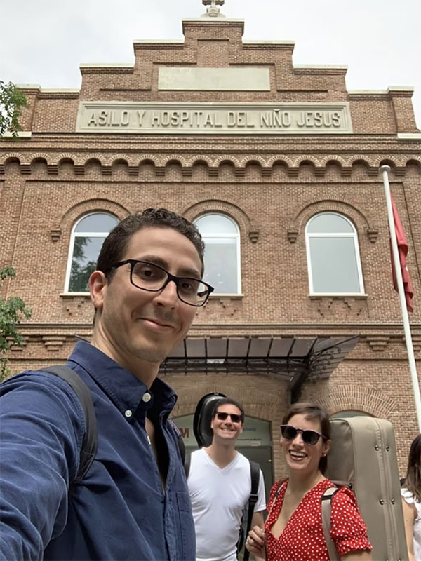 +Science 3 GuitarCello +Science - Hospital Infantil Universitario Niño Jesús
